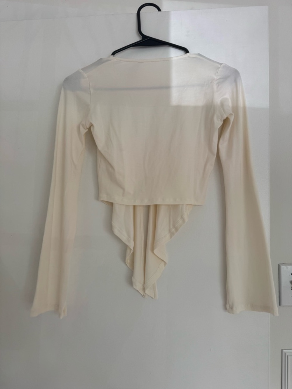 Indah Felix Top - Picture 5 of 5